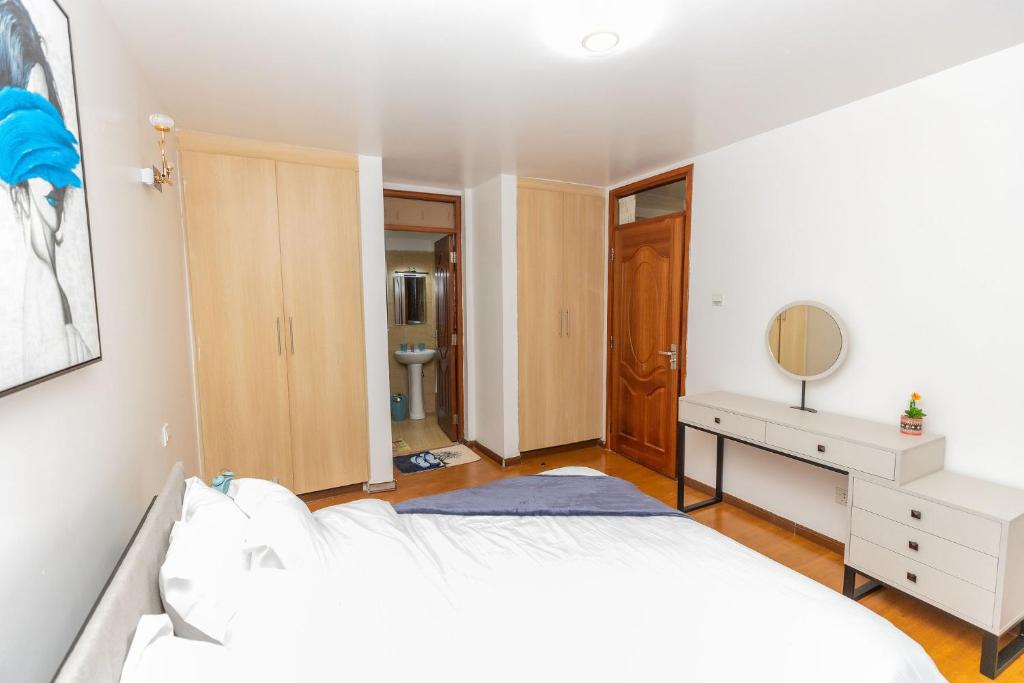 2 Bedroom